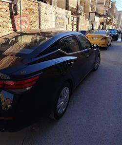 نیسان سێنترا